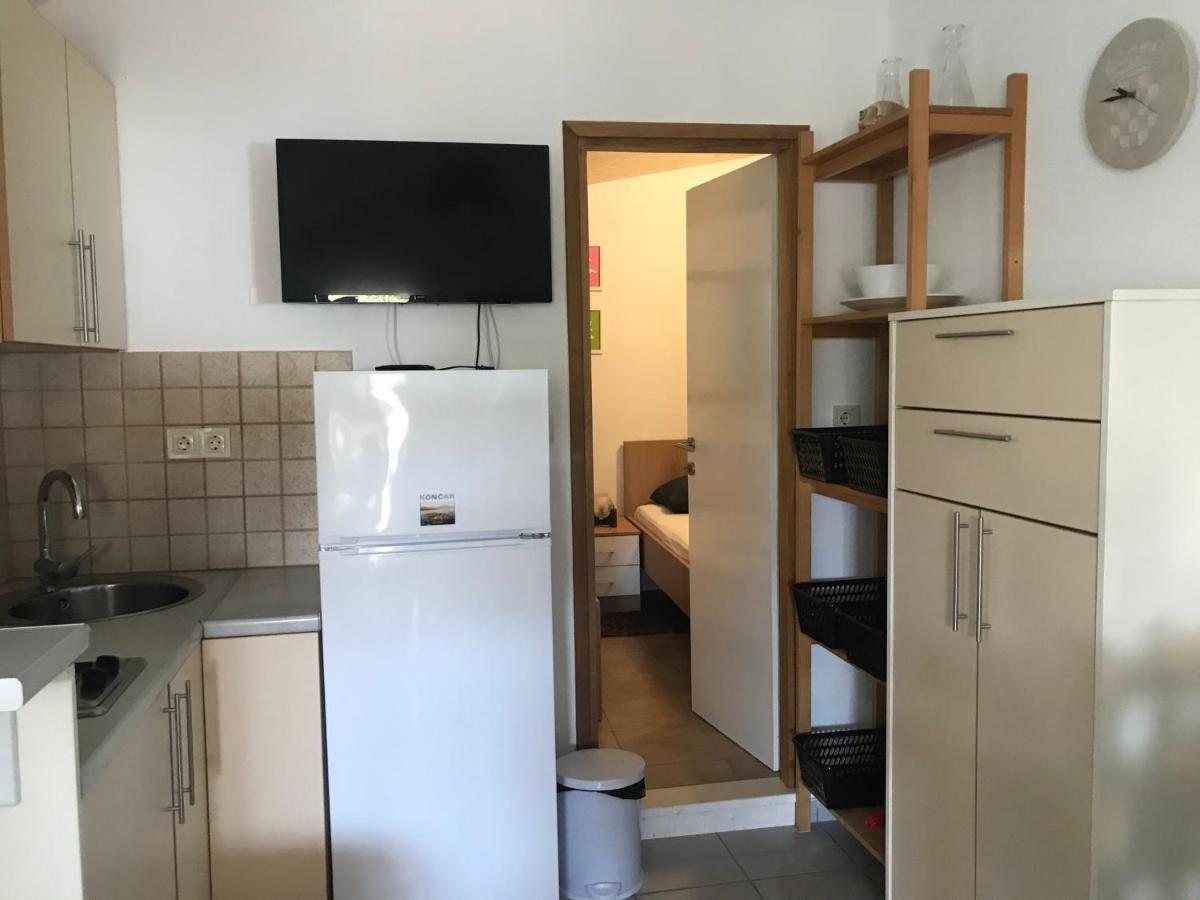 Počitniška hiša Contessa Robinson House Zrnovo